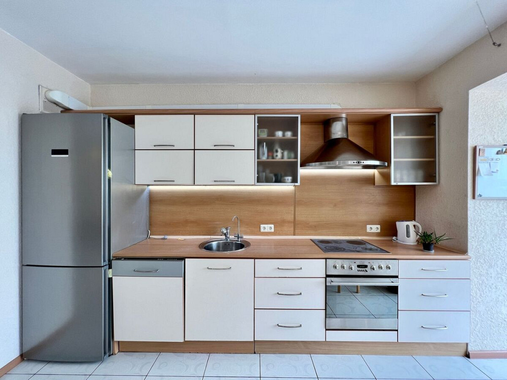 Оренда Квартира 2-кімнатна, 15/17 поверх на вул. Драгоманова, 31В Киев - изображение 1