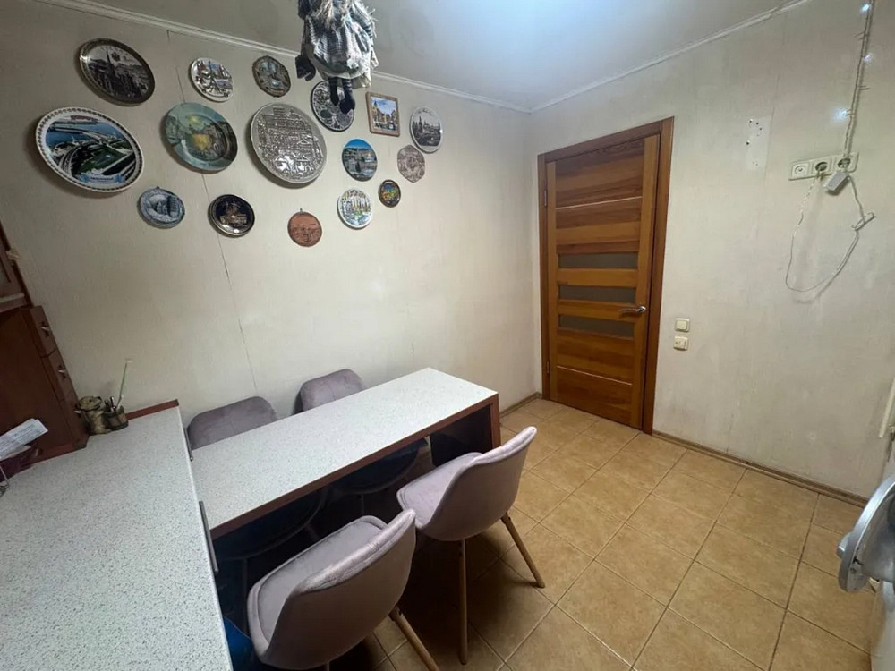 Продаж Квартира 3-кімнатна, 4/12 поверх на Мандрыковская ул., 137 Дніпро - фото 2