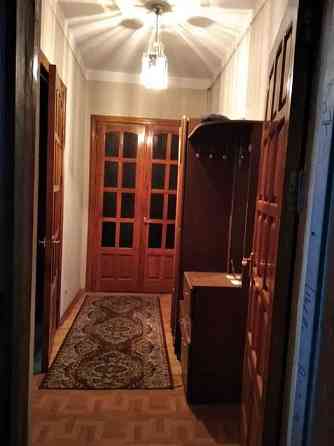 Оренда Квартира 3-кімнатна, 4/5 поверх на ул. Белорусская Kiev