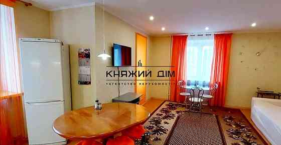 Оренда Квартира 3-кімнатна, 9/14 поверх на Вишняковская ул. Kiev