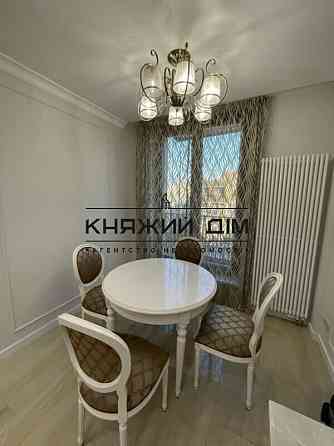 Оренда Квартира 1-кімнатна, 12/25 поверх на вул. Антоновича Київ