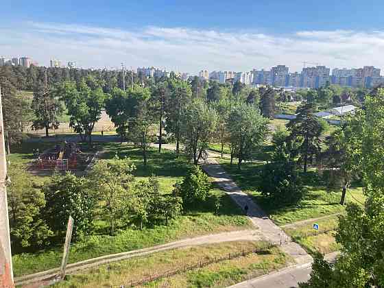 Оренда Квартира 3-кімнатна, 8/16 поверх на Санаторна, 27 Киев