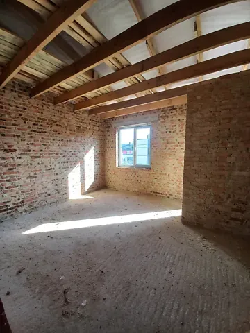 Продаж 2-поверховий   100 кв.м 4 кімн. на Незалежності майдан Рівне - фото 12