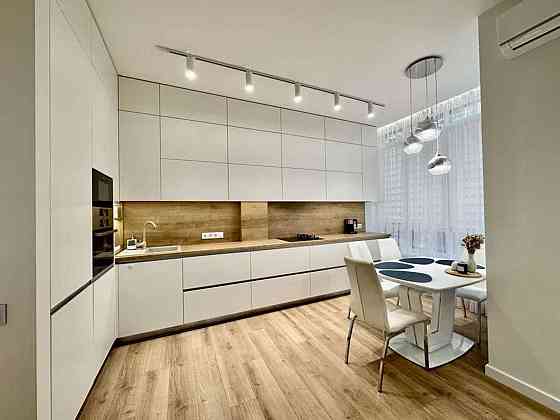 Оренда Квартира 2-кімнатна, 3/6 поверх на ул. Радистов Київ