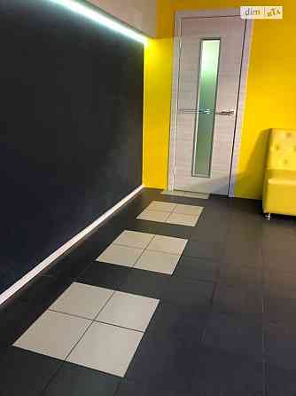 Продаж приміщення вільного призначення на Ющенка поверх - 1/9 Винница