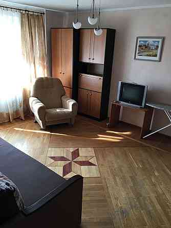 Оренда Квартира 1-кімнатна, 7/9 поверх на Щусєва, 12-А Киев