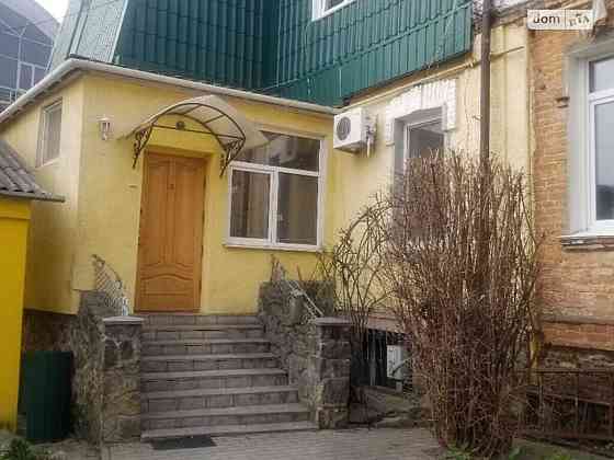 Продаж Квартира 5-кімнатна, 1/2 поверх на Монастирська Вінниця