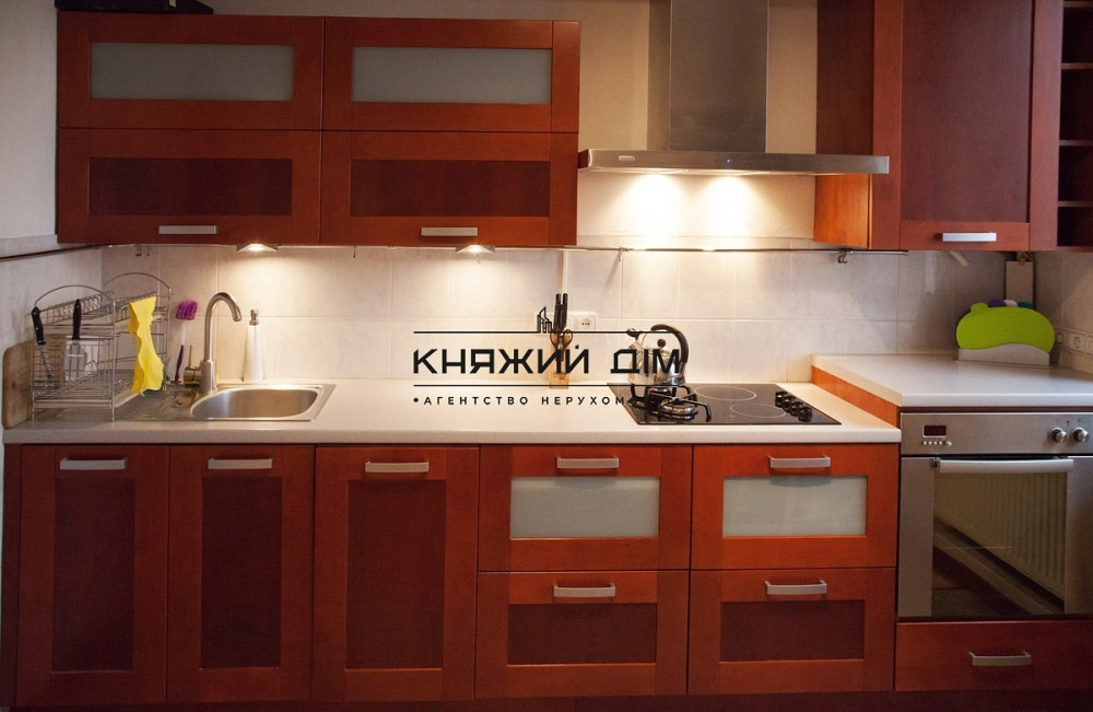 Продаж 4 кімнатної квартири  по Лютеранській 21/12   Печерські Липки код 21138911 Київ - фото 2