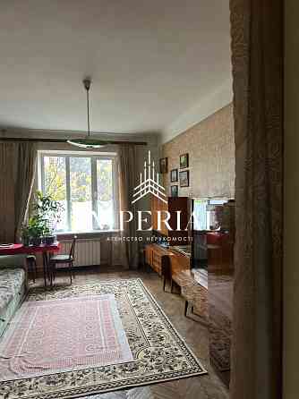 Продаж Квартира 2-кімнатна, 1/5 поверх на вул. Науки Київ