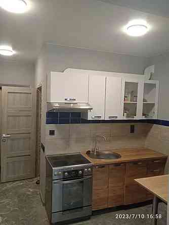 Оренда Квартира 1-кімнатна, 3/12 поверх на Камянська, 127А Киев