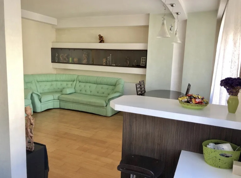 Оренда Квартира 4-кімнатна, 4/5 поверх на Новосельского ул., 96 Одеса - фото 1