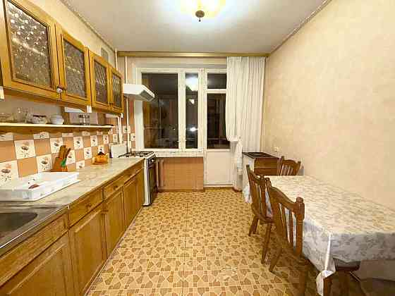 Оренда Квартира 2-кімнатна, 8/10 поверх на Павла Скоропадського, 33 Киев