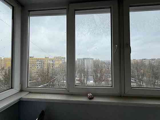 Продаж Квартира 3-кімнатна, 8/9 поверх на Березинская ул., 18 Дніпро