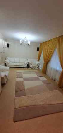 Продаж Будинок 10-кімнатний на вул. Самоцвітна Kharkiv