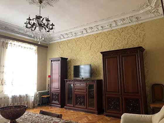 Продам 5-комнатную квартиру в Центре города, ул. Базарная/Осипова Одесса