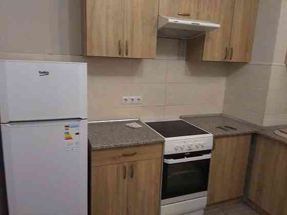 Однокомнатная с ремонтом. Лоджия утеплена. Лиманка