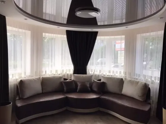 Продаж Квартира 3-кімнатна, 2/9 поверх на Галицька вул., 120А Ивано-Франковск