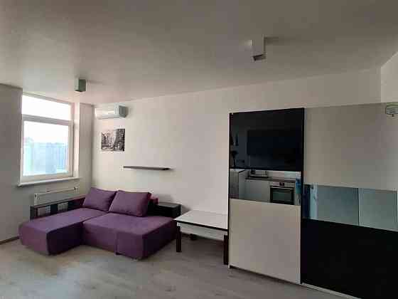 Оренда Квартира 1-кімнатна, 18/25 поверх на Пчілки, 3В Киев