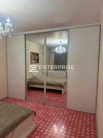 Продаж Квартира 3-кімнатна, 3/10 поверх на вул. Лаврухіна Миколи Київ