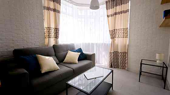 Продаж Квартира 1-кімнатна, 13/26 поверх на Феодосійська вул., д. 3-В Київ