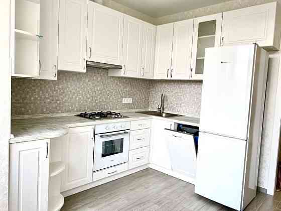 Оренда Квартира 2-кімнатна, 4/5 поверх на соборная, 100 Київ