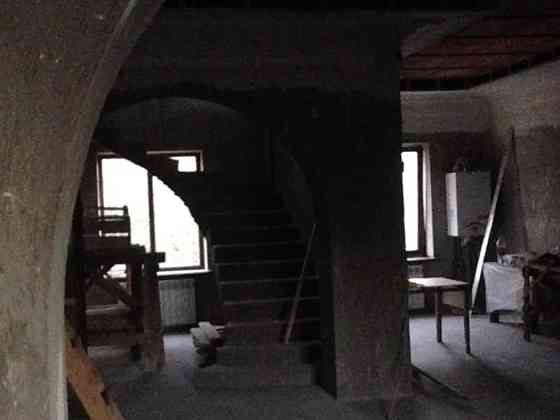 Продаж Будинок 4-кімнатний на просп. Шевченко, 15а 