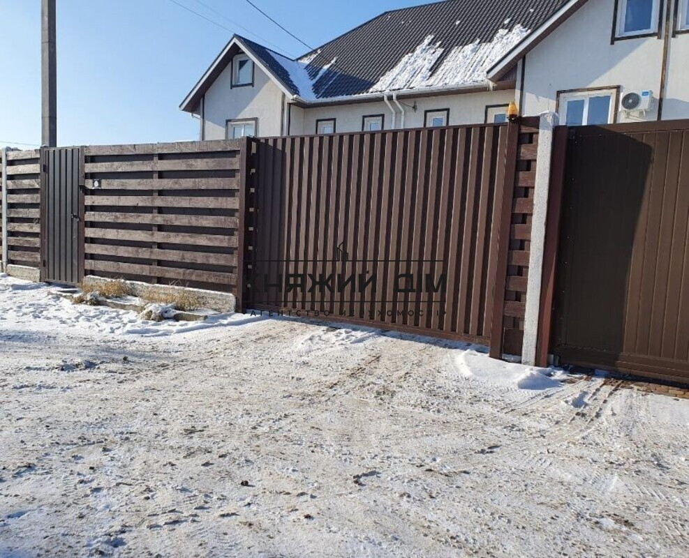 БЕЗ КОМИССИИ!!! Продажа отличного 3-х уровневого таунхауса в с. Новое. № 2211350 Нове - фото 20