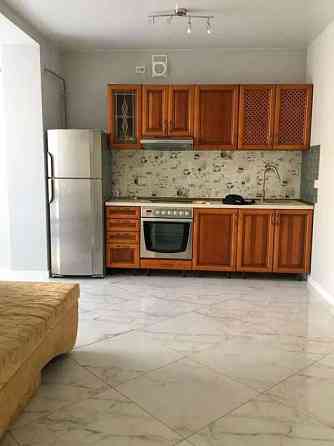 Оренда Квартира 2-кімнатна, 5/5 поверх на Яблунева, 15 