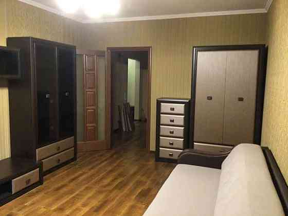 Оренда Квартира 3-кімнатна, 11/22 поверх на ул. Елены Пчилки, 2б Київ