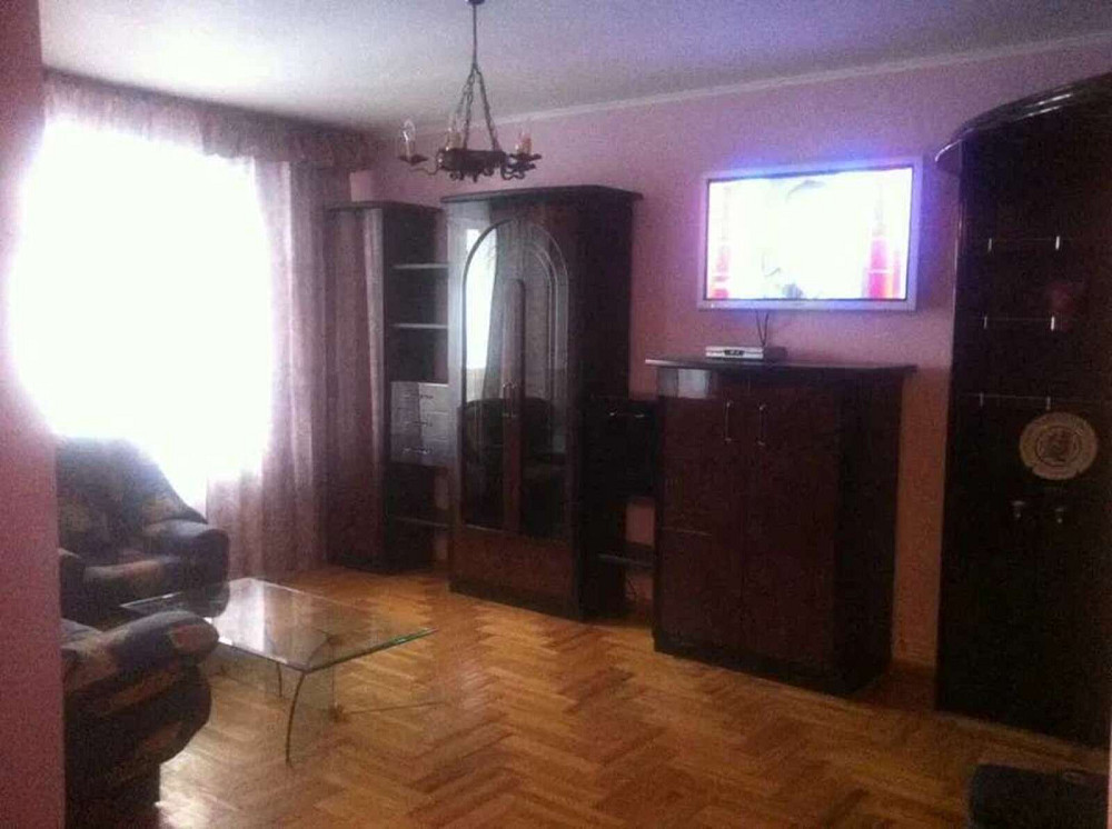 Оренда Квартира 1-кімнатна, 4/10 поверх на ул. Срибнокильская Київ - фото 1