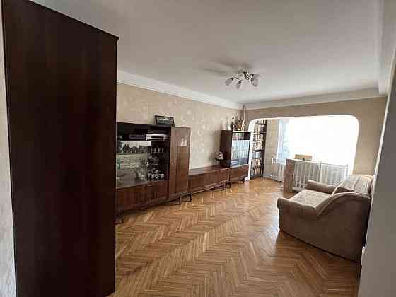 Продаж Квартира 2-кімнатна, 2/9 поверх на Кубанської України, 24А Київ