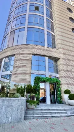 Продаж Ресторан / кафе / бар / кав’ярня площа 340 кв.м на Дмитра Яворницького 1а Дніпро