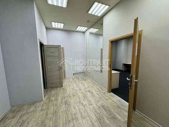 Оренда офісне приміщення на вул. Павлівський майдан поверх - 3/4 Харьков