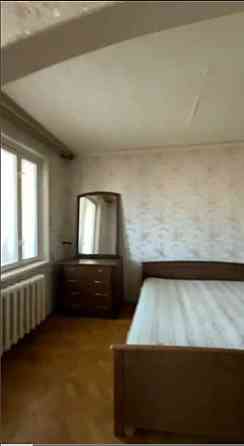 Оренда Квартира 3-кімнатна, 9/9 поверх на вул. Малютенка, 23 Київ