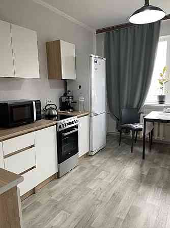 Оренда Квартира 1-кімнатна, 13/18 поверх на Анни Ахматовой, 41 Kiev