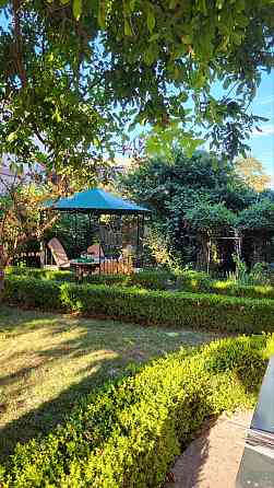 Продам дом  300кв.м на 7ми сотках/ Елочная Odessa