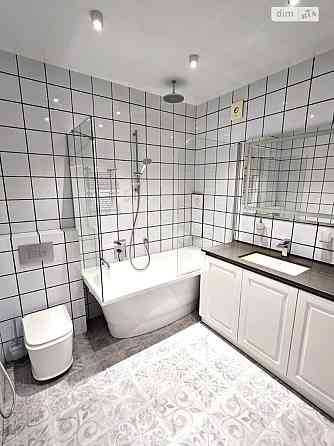 Продаж Квартира 2-кімнатна, 1/10 поверх на Коцюбинського Винница