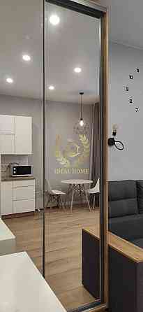 Світла 1-кімнатна квартира комфорт-класу з дизайнерським ремонтом Kiev