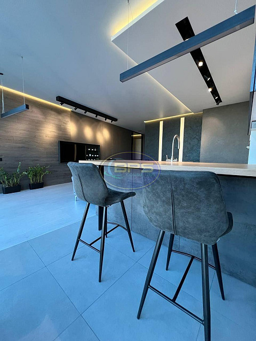 Продаж 3к квартири 108 кв. м Одеса - фото 1