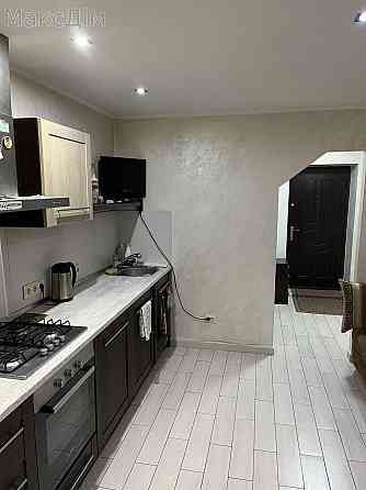 Продаж Квартира 3-кімнатна, 6/7 поверх на вул. Лозовецька Тернопіль