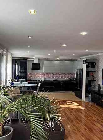 ТВ-3 со своим двором 4-ком с современным ремонтом на Таирова Одеса