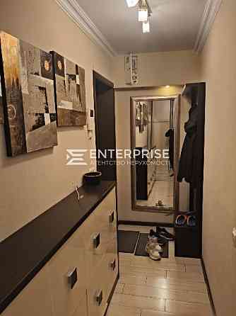 Продаж Квартира 2-кімнатна, 2/5 поверх на вул. Михайла Бойчука Київ