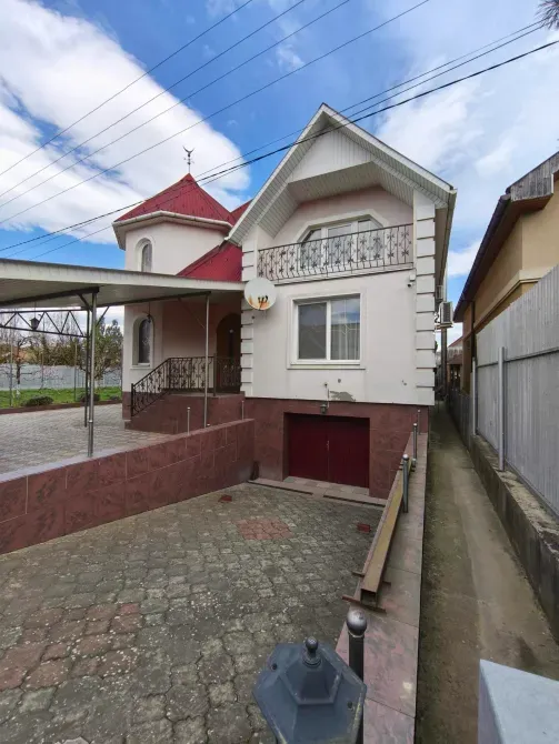 Продажа 2-этажный Дом с участком 8 сот 188 кв.м 5 комн. на Олександра Блистіва Ужгород - изображение 3