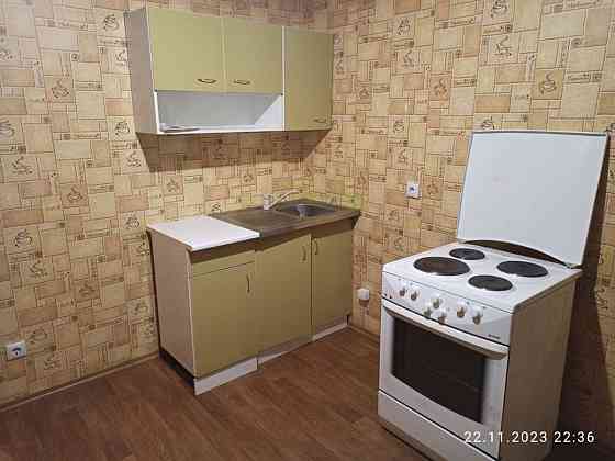 Оренда Квартира 1-кімнатна, 16/25 поверх на Русовой, 1 Kiev