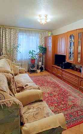 Продаж Квартира 3-кімнатна, 1/9 поверх на Новогодняя ул., 77 Дніпро