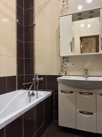 Оренда 2к Квартира 70 кв.м Комарівська вулиця 6 Чернівці - фото 9