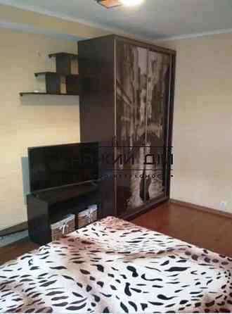 Оренда Квартира 2-кімнатна, 4/5 поверх на Депутатская ул. Київ