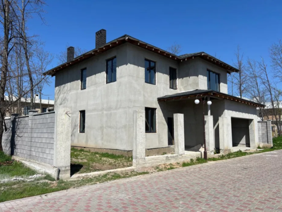 Продам 2-х этажный дом в закрытом комплексе "Тартус" (с.Лески) Ліски (Комінтернівський район)