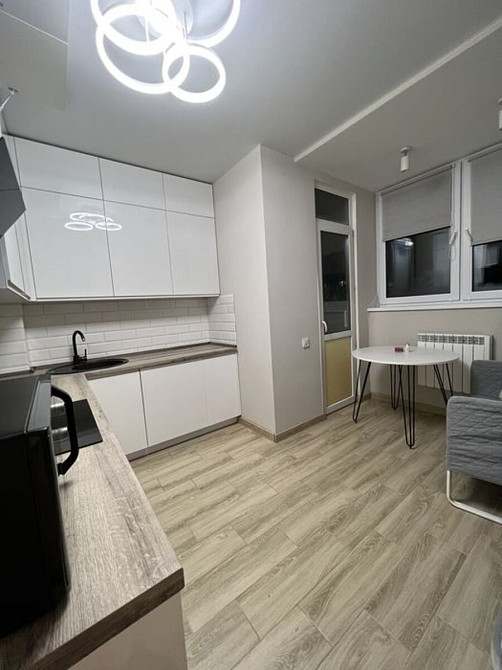 Оренда Квартира 2-кімнатна, 22/22 поверх на Пчелки Елены ул., 3 а Київ - фото 1