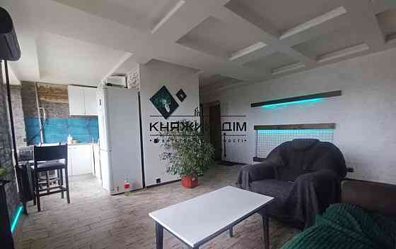 Продаж 2-х к.кв. - студіо на Русанівці по вул. Ентузіастів в Дніпровському р-ні. Код об'єкту :21145735 Kiev